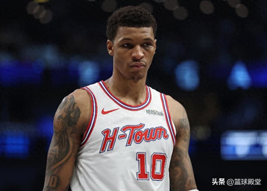 火箭119-110战胜鹈鹕 球员评价：2人满分，4人及格，4人低迷