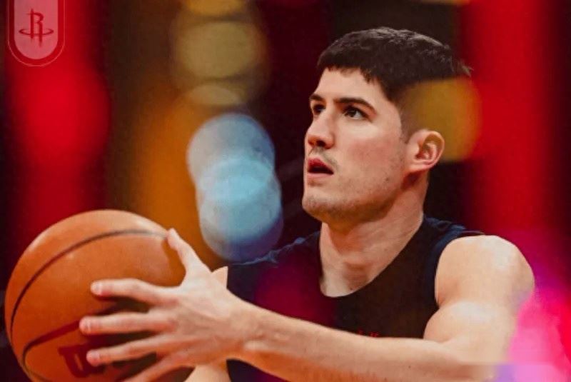 火箭111-106马刺3喜1忧!谢泼德+卡佩拉完美搭配,史密斯盘活进攻